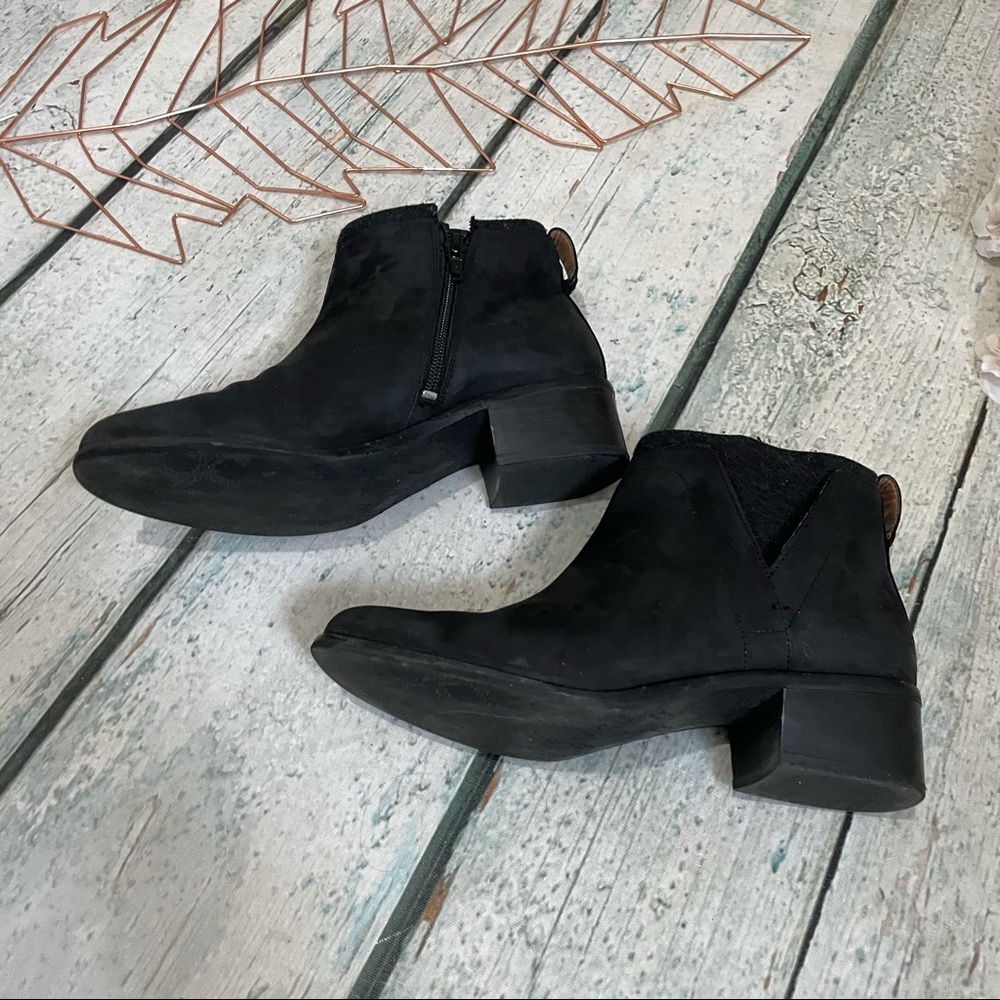 Vionic 7.5 Joslyn ankle boots black leather weather resistant neutral Womens - Picture 7 of 9